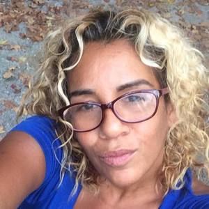 Meet your Posher, Adriane